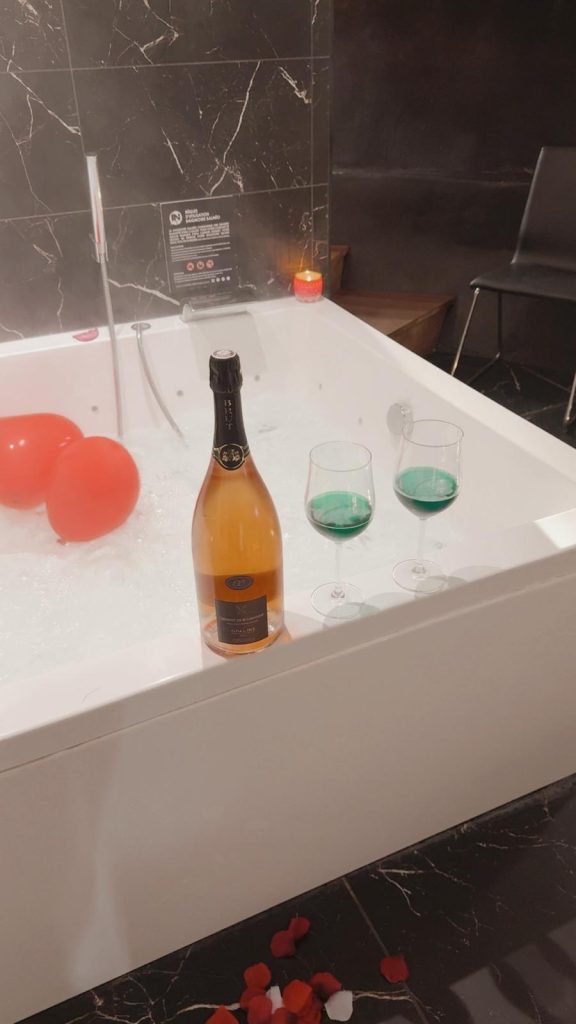 2fa976d8-5b7d-4ca4-a54a-485b4b175b05