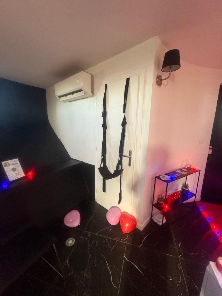 Jeux de la love room